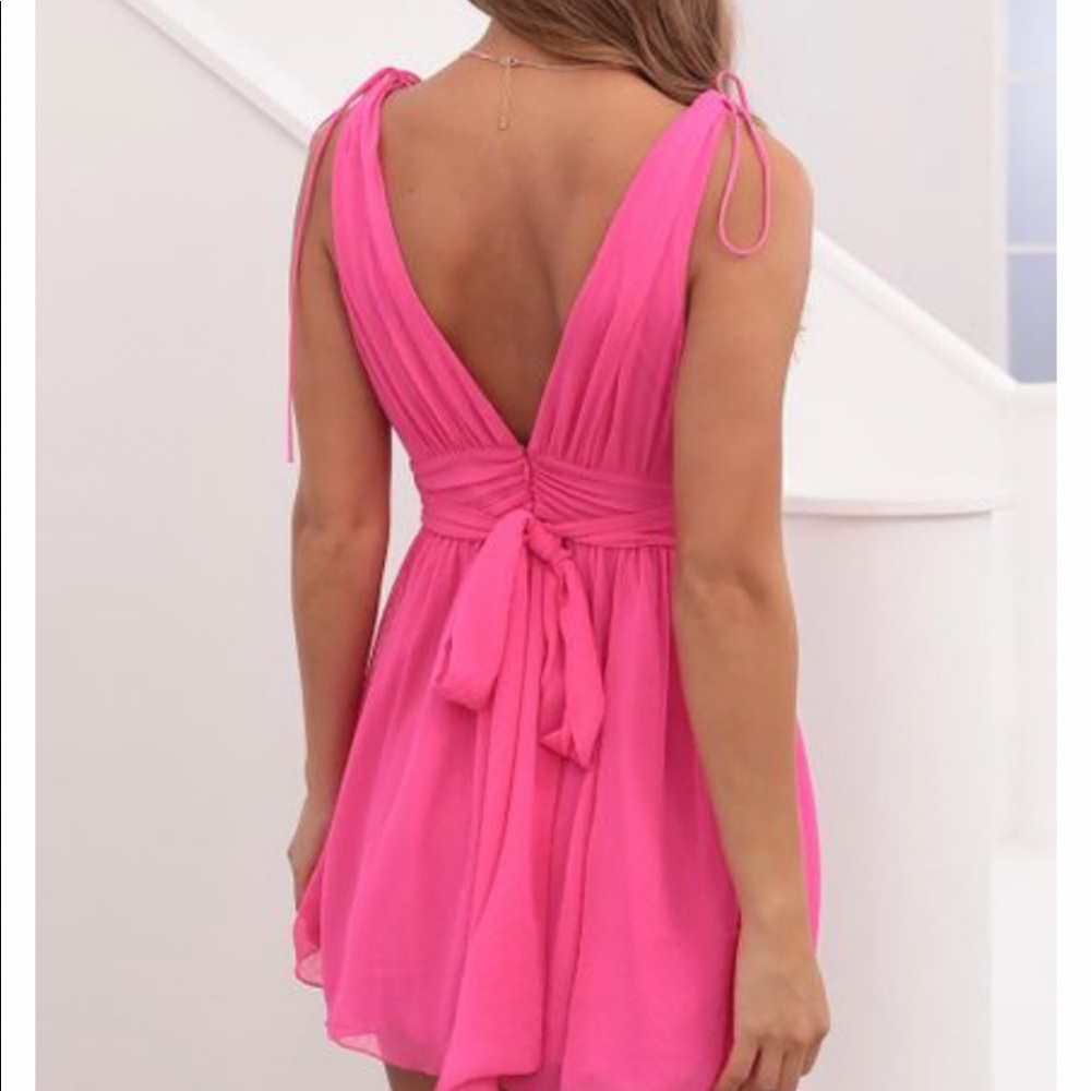 Pink lucy in the sky dress. Never worn. Size medium